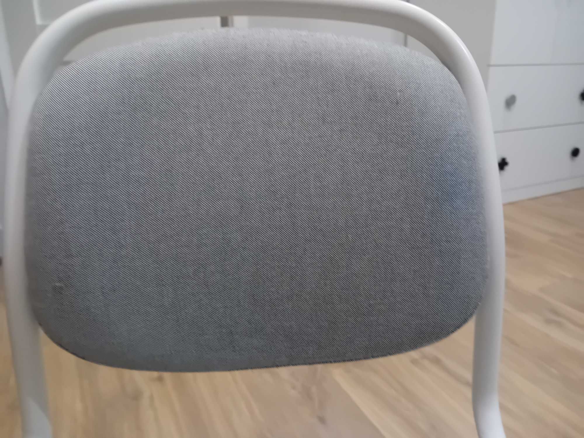 Ikea dzieciece krzeslo biurowe
