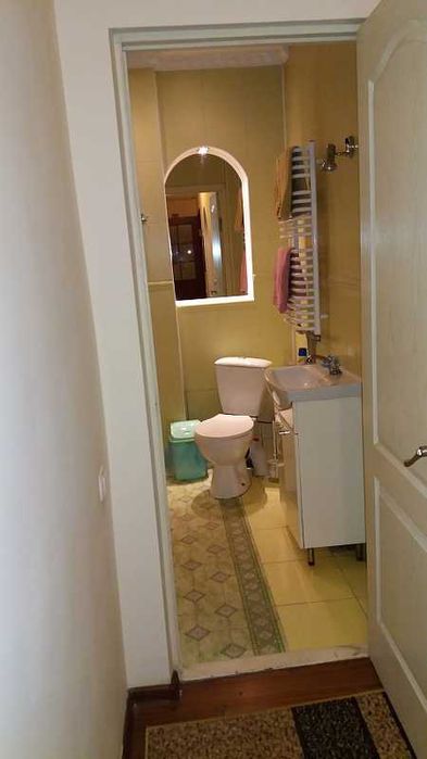 2кім ,центр, вул.Хмельницького 2, зал.вокзал, документи