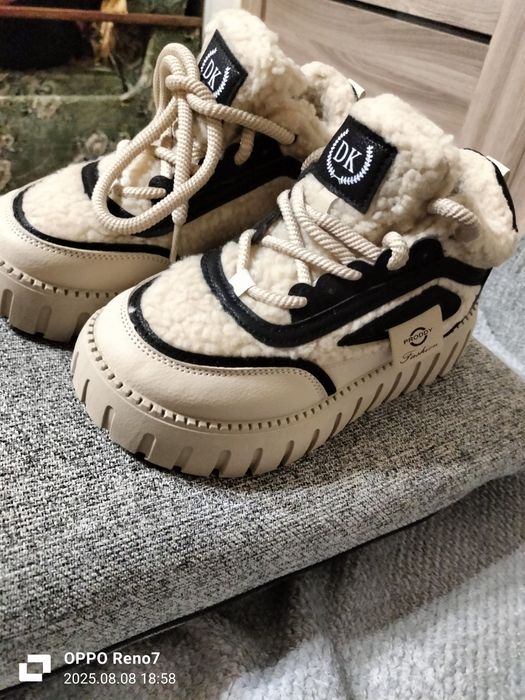 Зимові ботинки,зимние,кросівки,кроссовки,черевички, 38 р 24,5 см