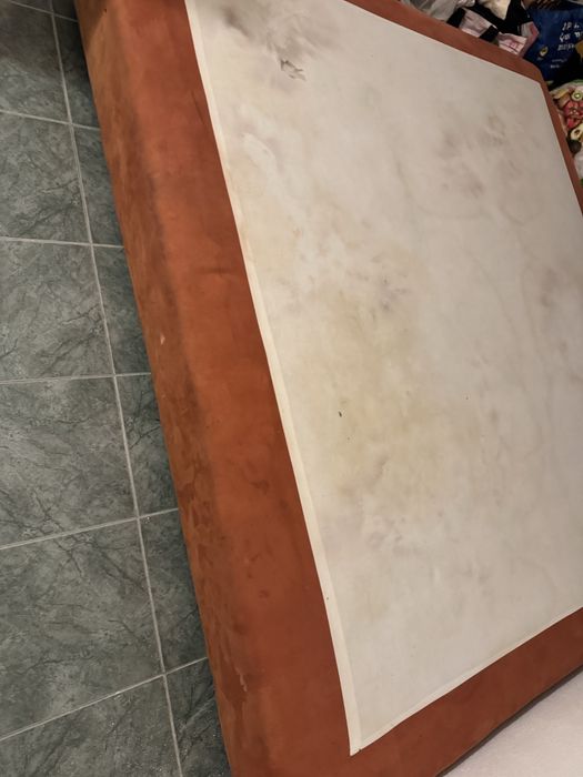 Sommier/ Base de cama