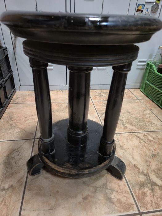 Krzesło taboret do fortepianu