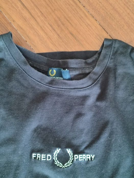 T-shirt preta simples