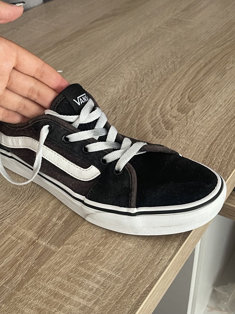 Vans pretos originais