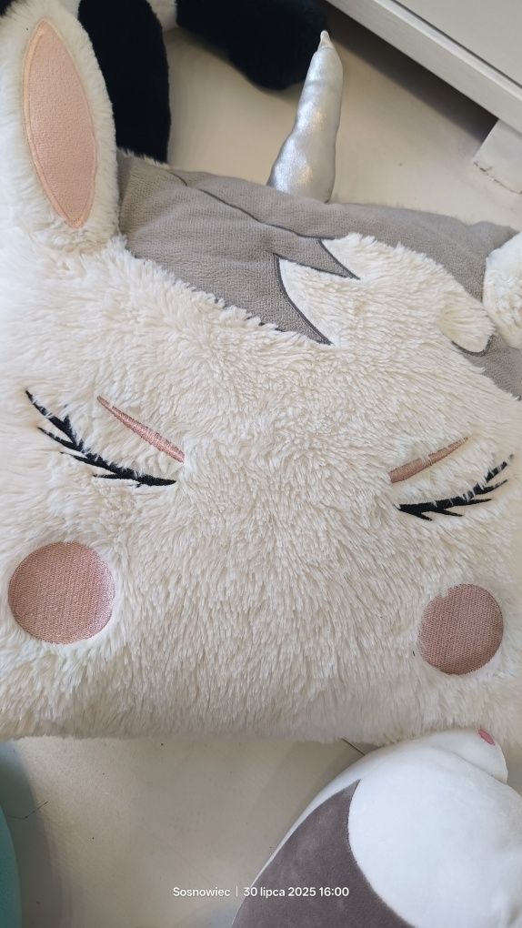 Maskotki squishmallows axolotl corgi poduszka jednorożec panda wilczek