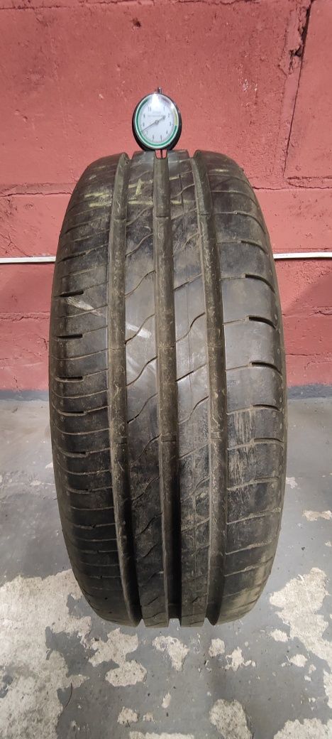 195/65/15 Goodyear 7.5mm 21 rok pojedyncza opona