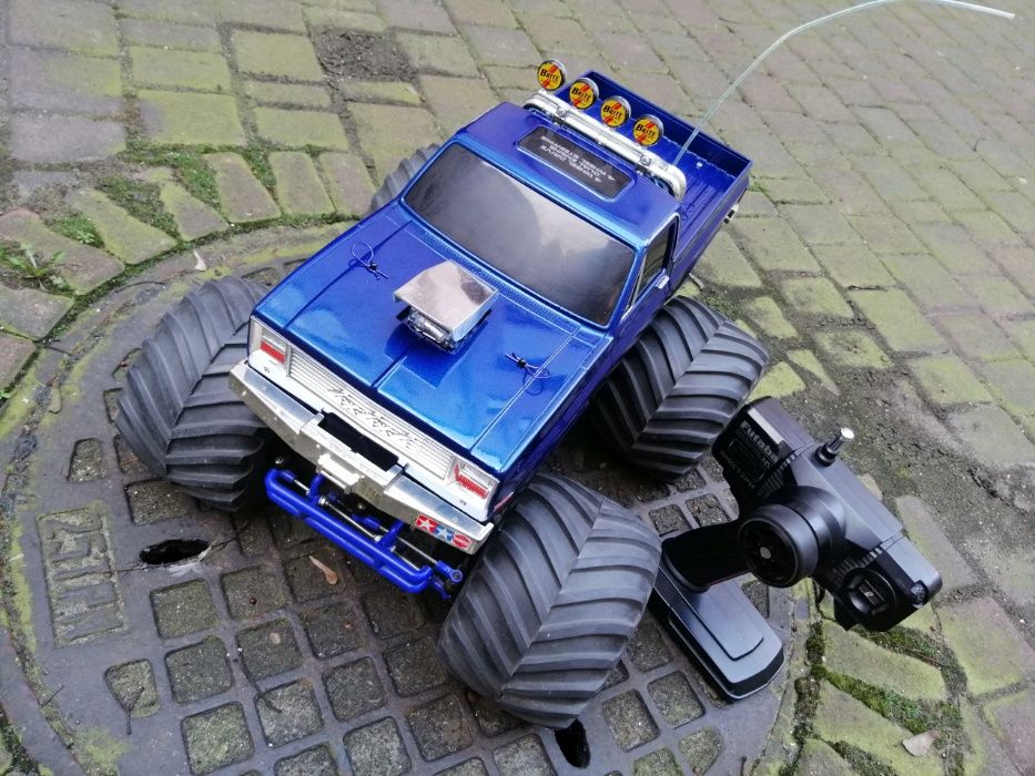 Super Clod Buster 4x4x4 TAMIYA - CHEVY K30