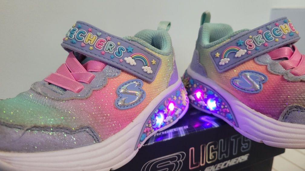 Buciki Skechers r22