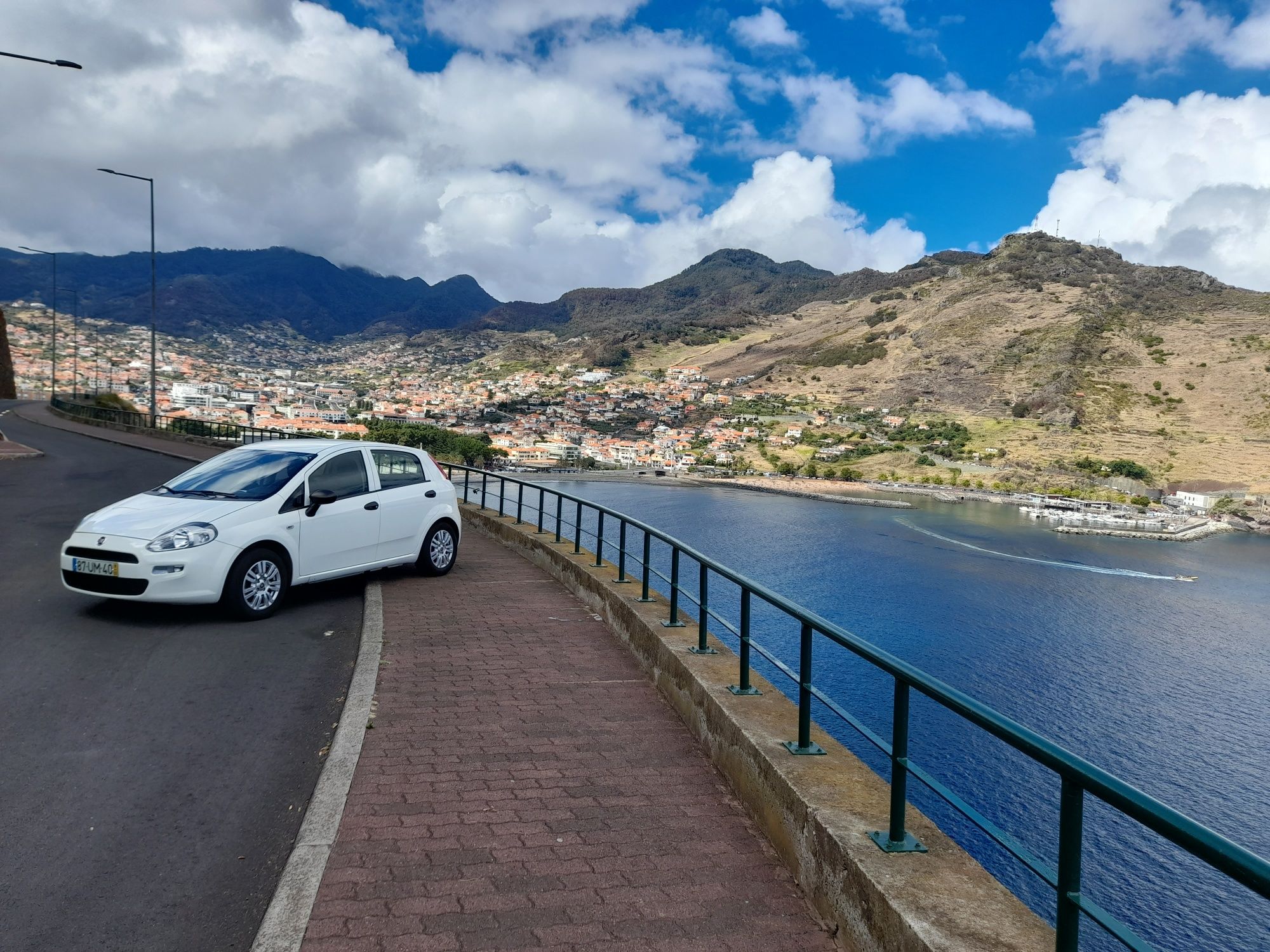 Aluguer de Viaturas na Ilha da Madeira/Porto Santo