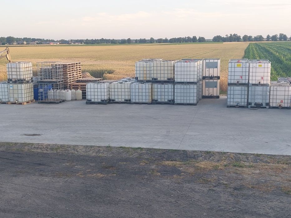 Zbiornik paliwo melasa rsm 600l 1000l jak nowe beczki beczka 140l 160l