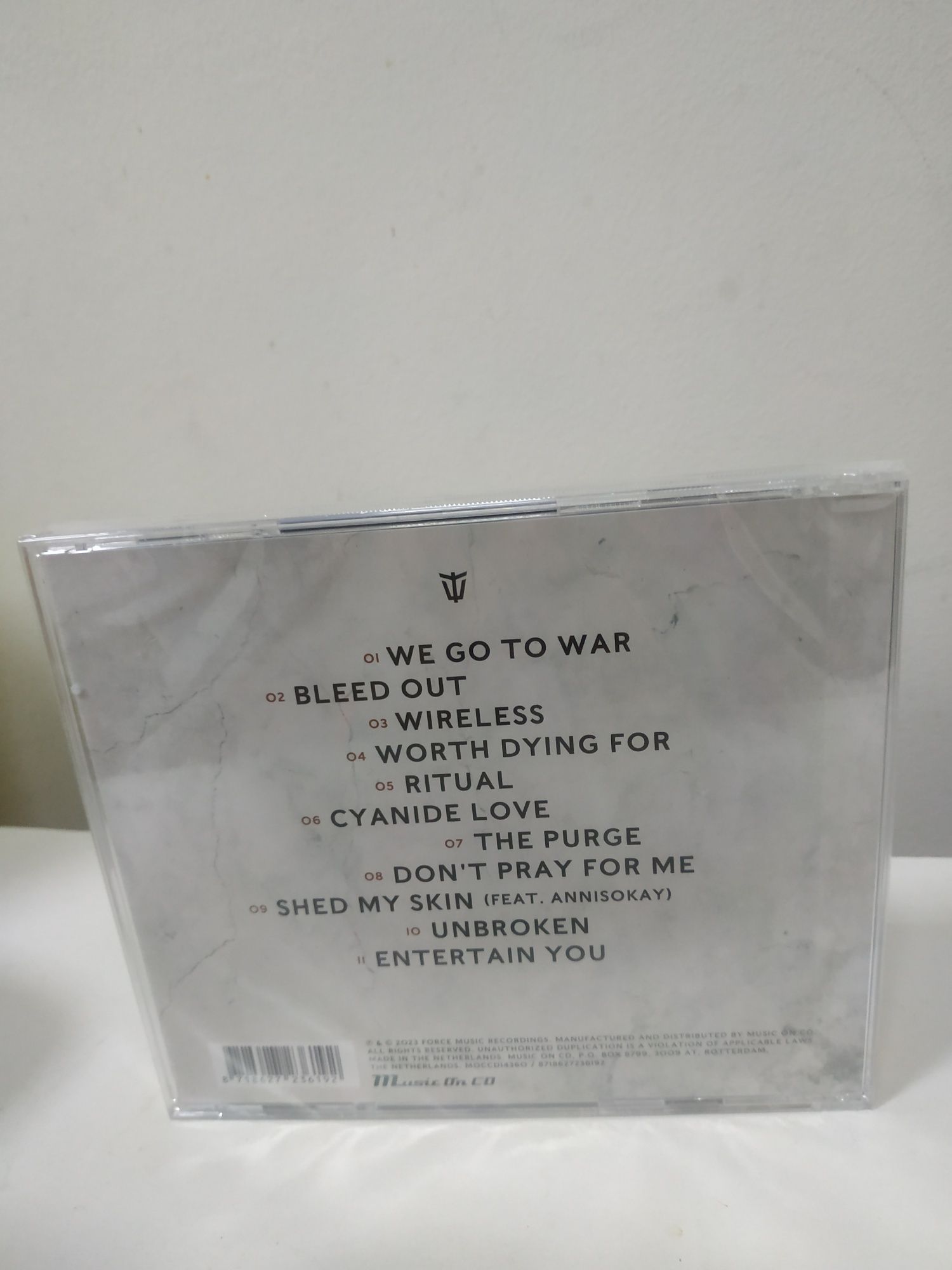 Bleed Out, płyta CD