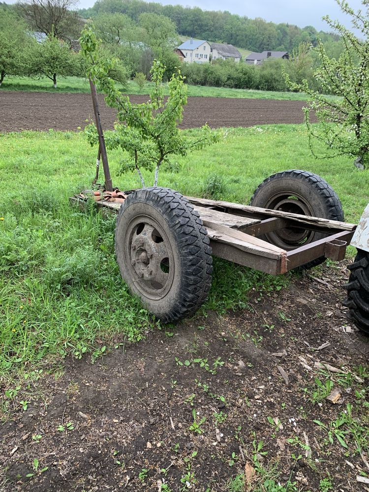 Прицеп саморобний одноосний