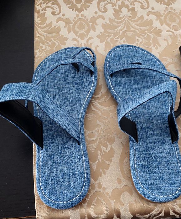 Sandalias rasas tipo ganga