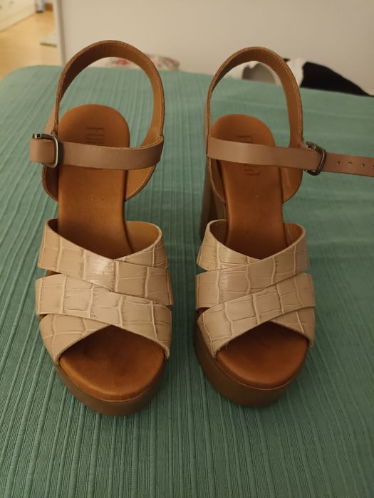 Sandálias Beje da Foreva N° 35