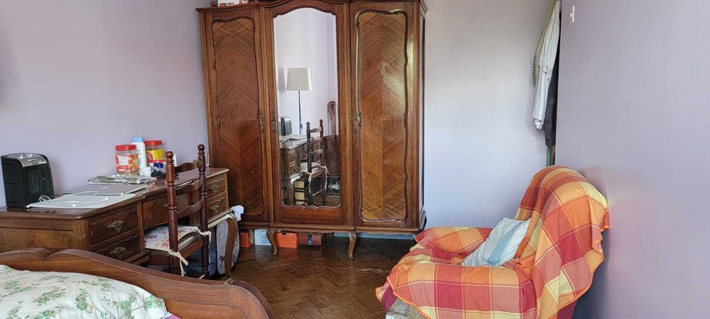 QUARTO para uma pessoa 350€+150€ caução.