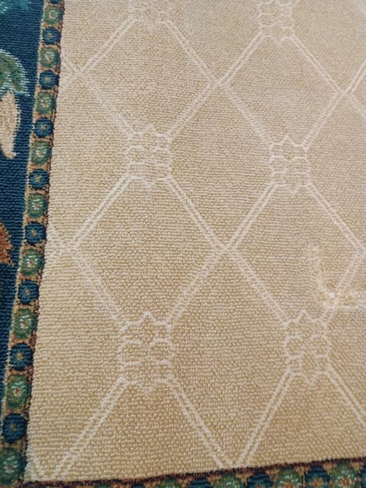 Carpetes usadas (Árabe)