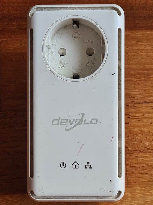 Starter Kit repetidores internet Powerline Devolo dLAN AVplus 200 Mbps