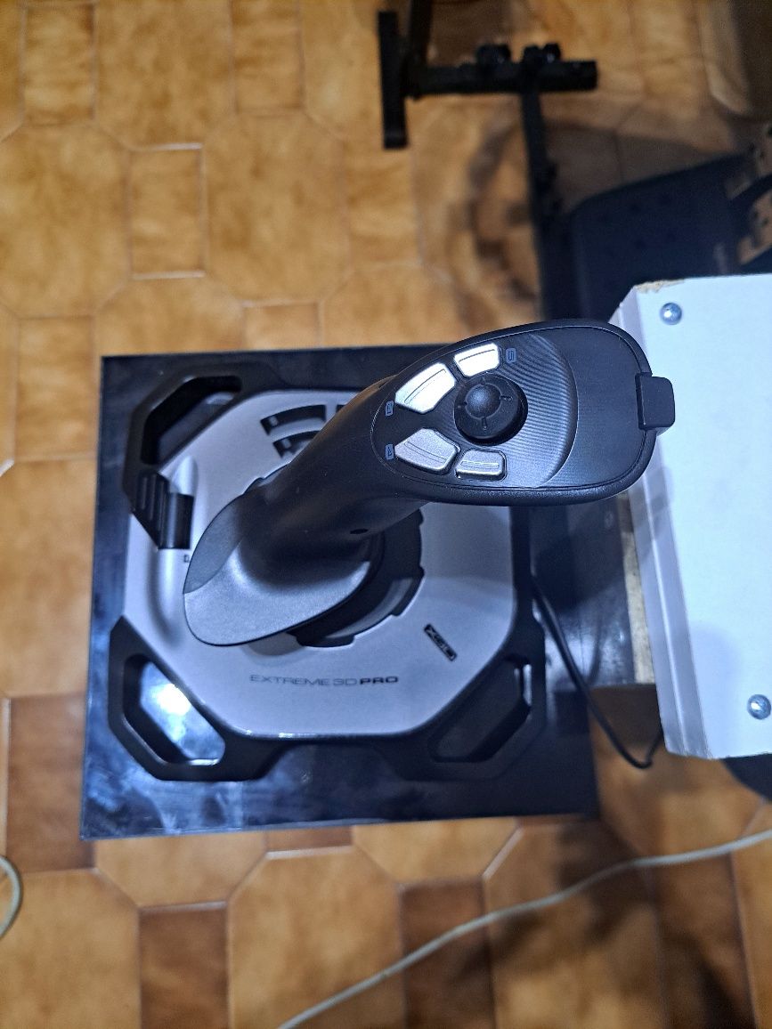 Joystick Logitech Extreme 3D Pro