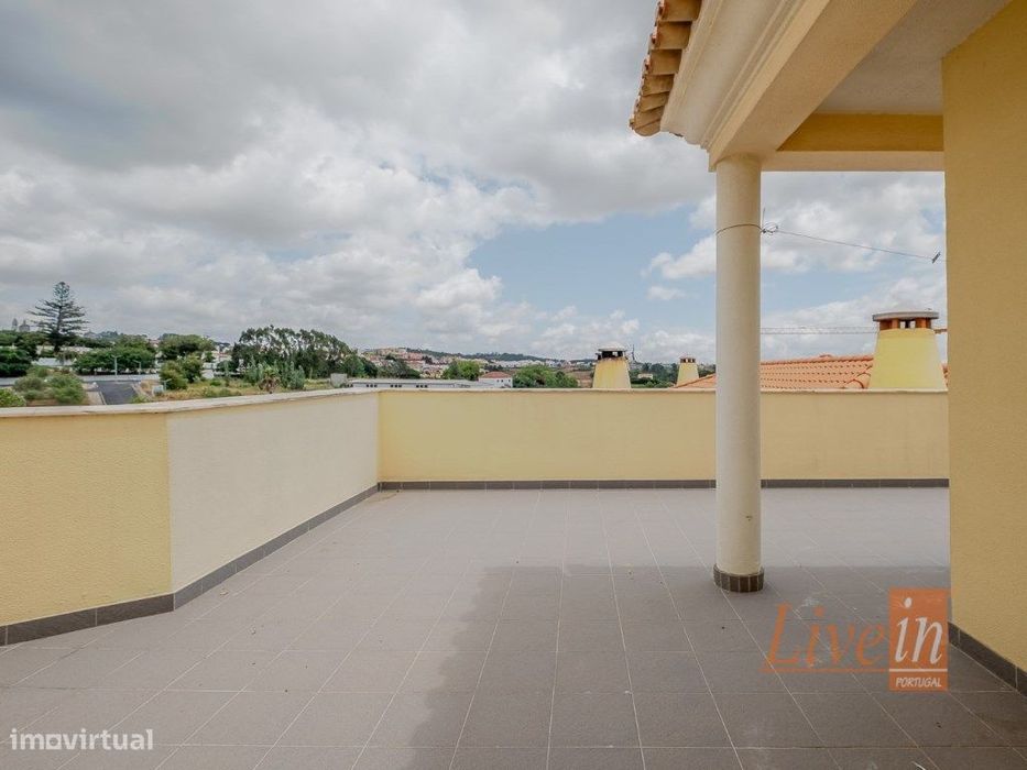 Apartamento T3 Cobertura com 2 Terraços na Quinta de Santa Bárbara ...