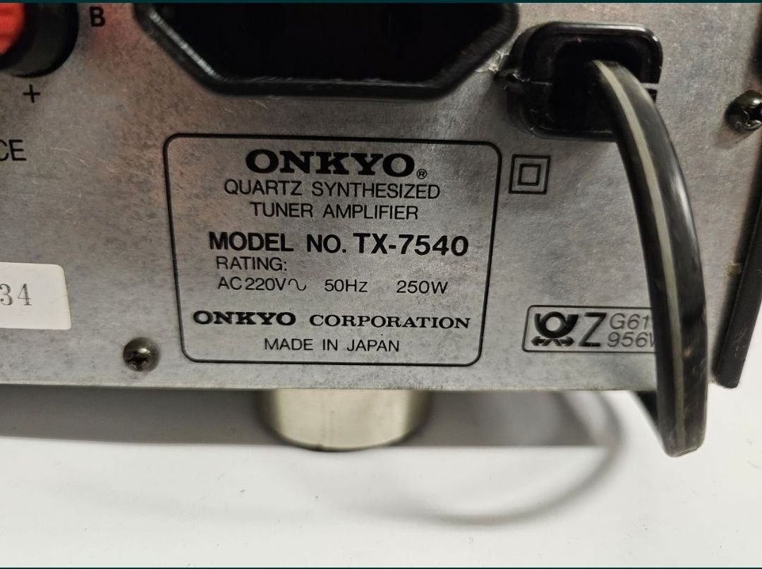 Amplituner Onkyo TX-7540.+1  Made in Japan.