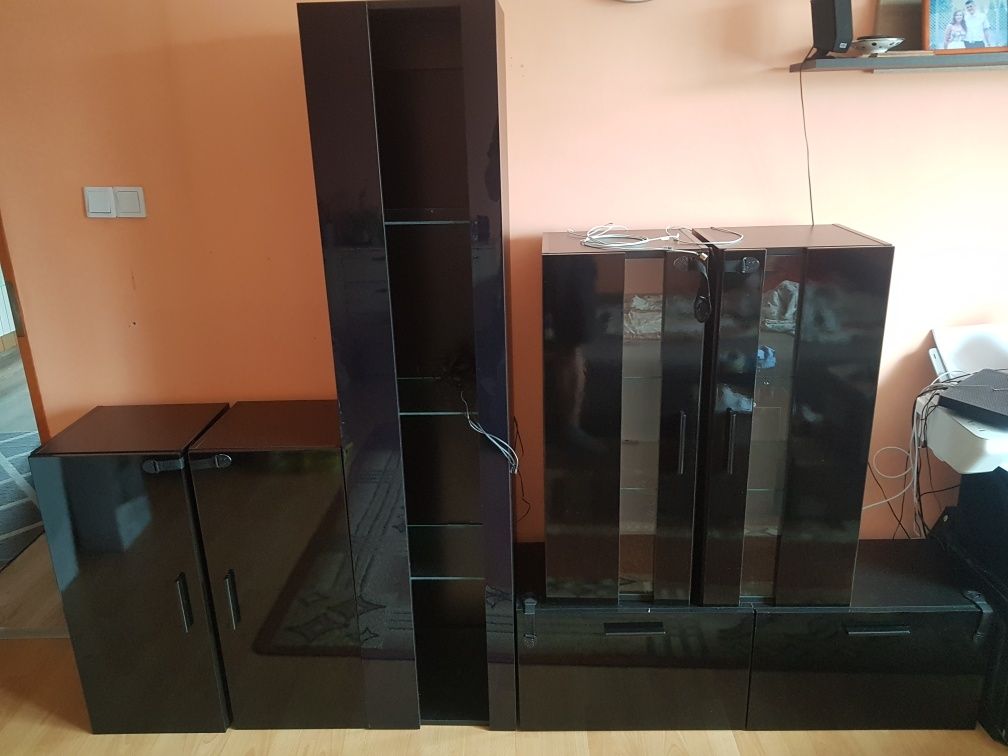 Komplet nowoczesnych mebli do salonu