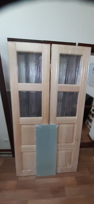 Двері деревяні з сосни, двухполі, зі склом, без фарбування