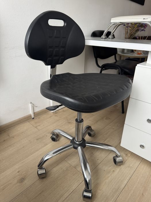 Продам стул для майстра. Дніпро