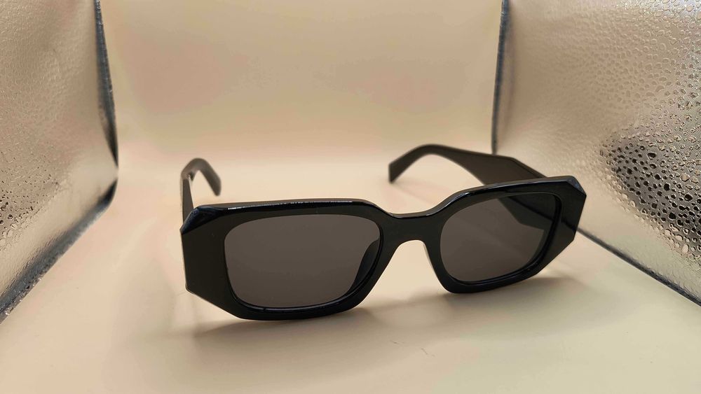 Przeciwsłoneczne okulary Prada