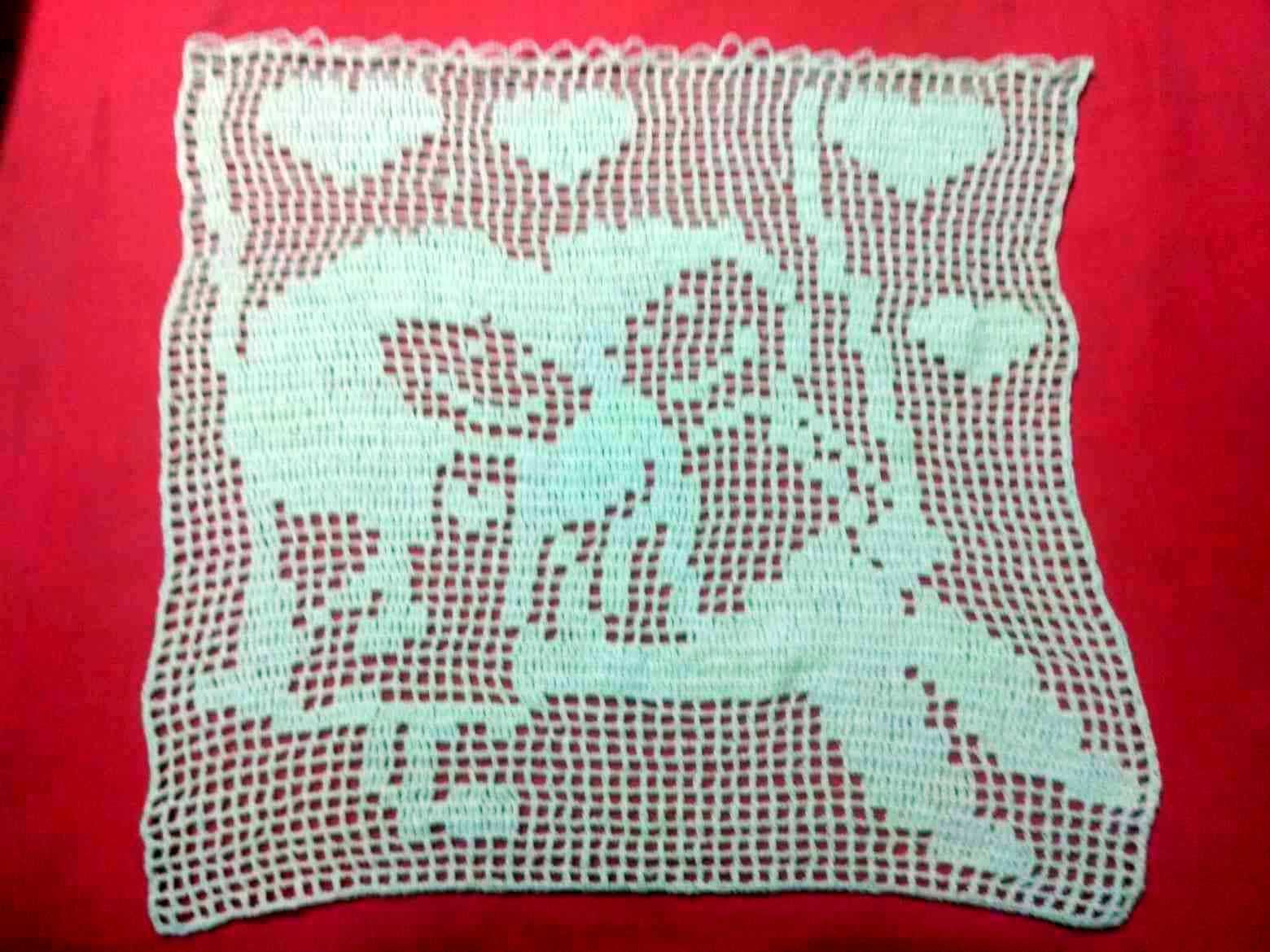 Firanka szydełkowa
Dziewczynka i chłopak
na huśtawce ok. 68 x 58 cm