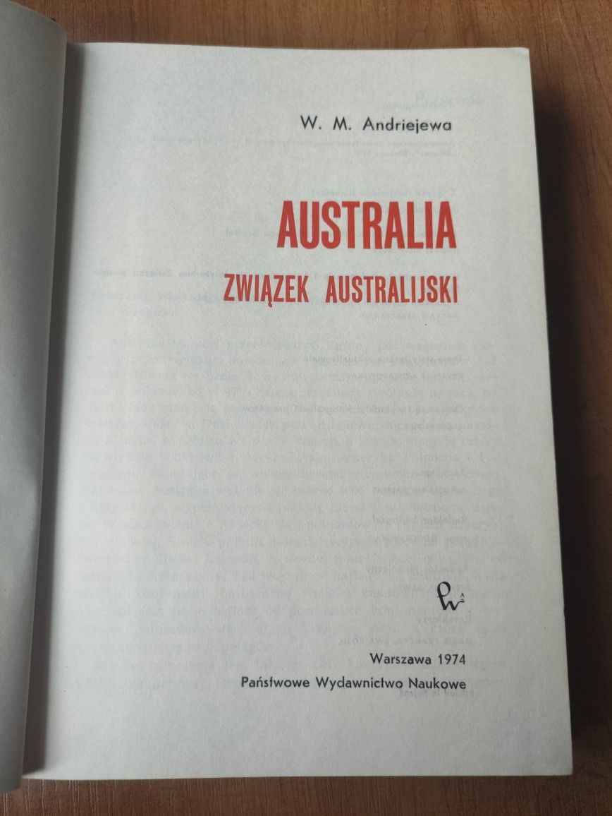 W.M.Andriejewa,, Australia i związek australijski " PWN 1974