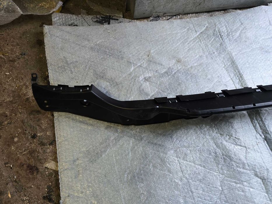 ślizg zderzaka tył Fiat 500E Elektryk nowy oryginał