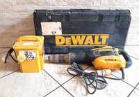 Młot Wyburzeniowy DEWALT D25899K Transformator FAITHFULL TRAN33A 110V