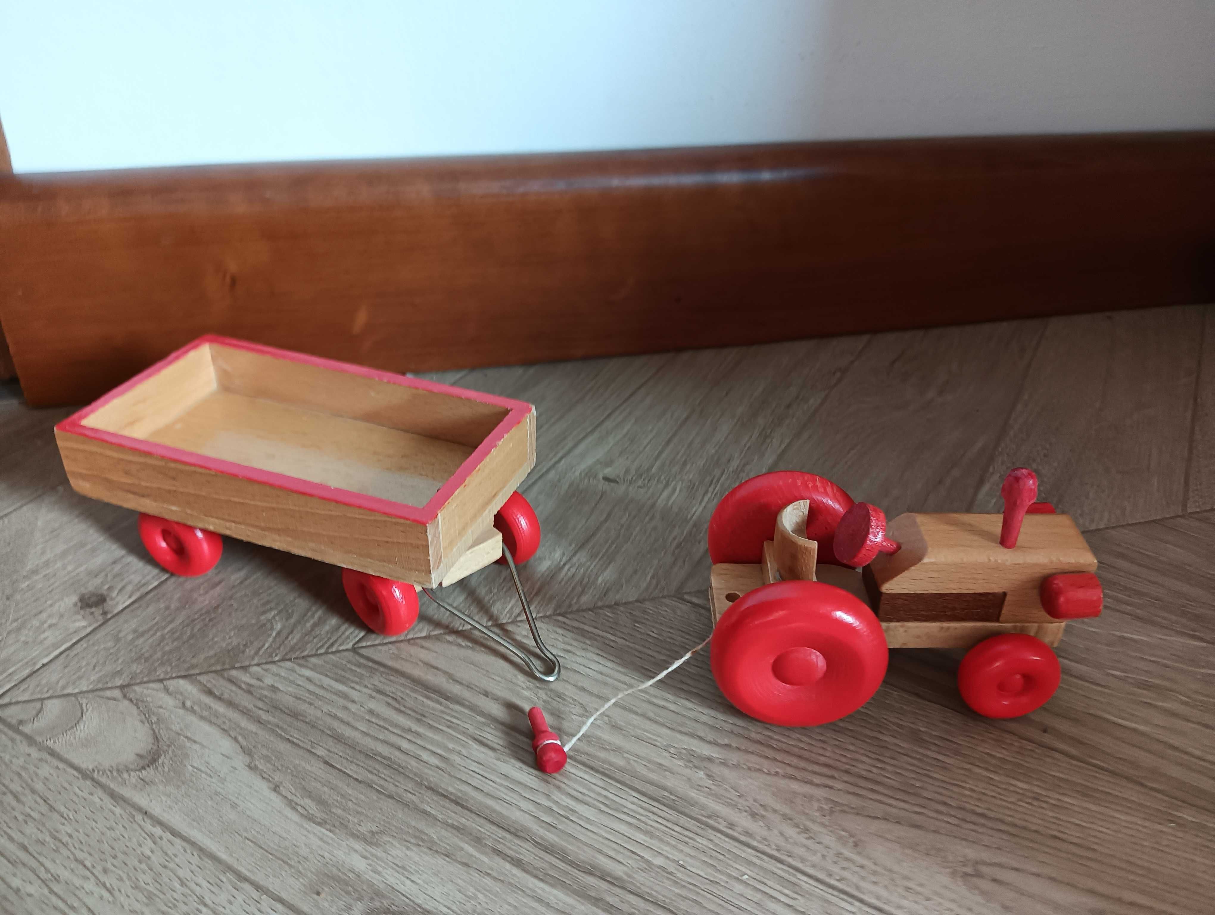 Drewniany traktor traktorek z przyczepką