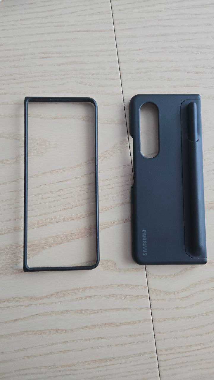 Продам офіційний Samsung Galaxy Fold 4