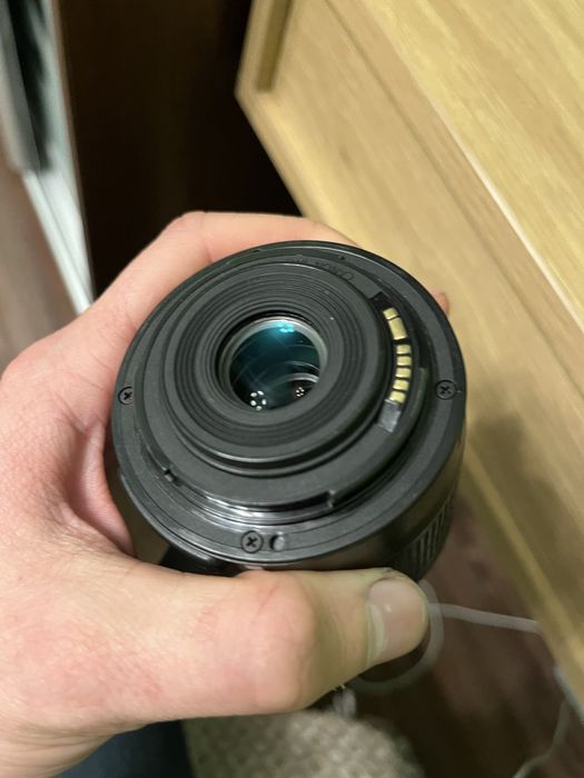 Canon ef-s 18-55 3.5-5.6 stm