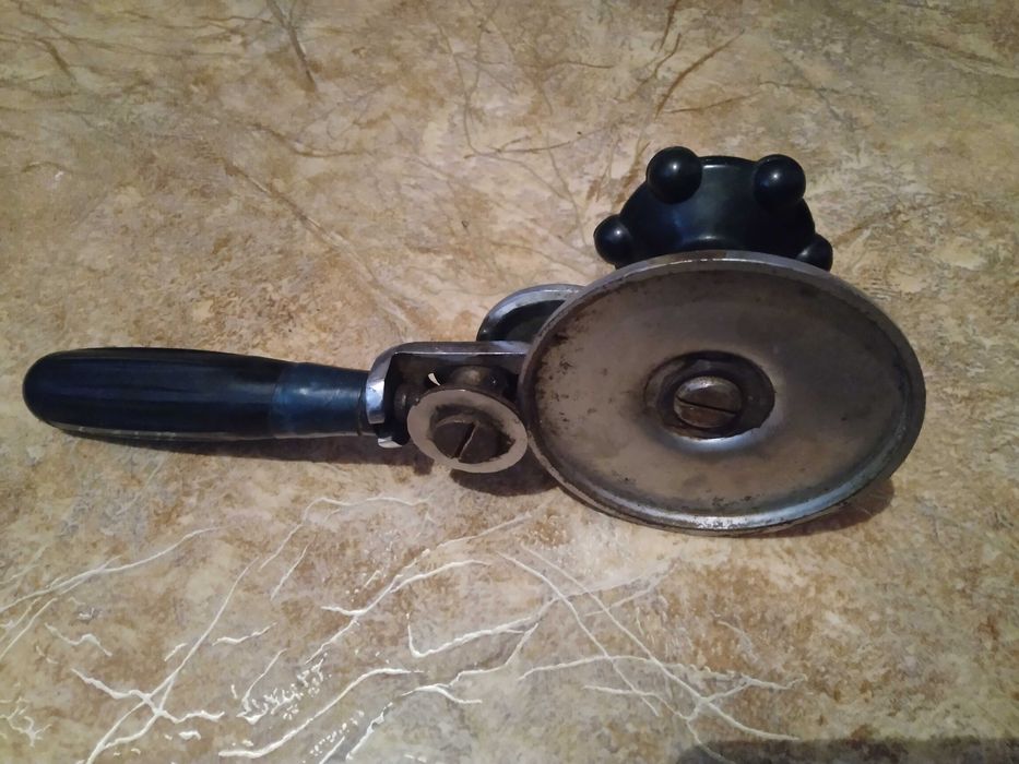 Продается инструмент ручной