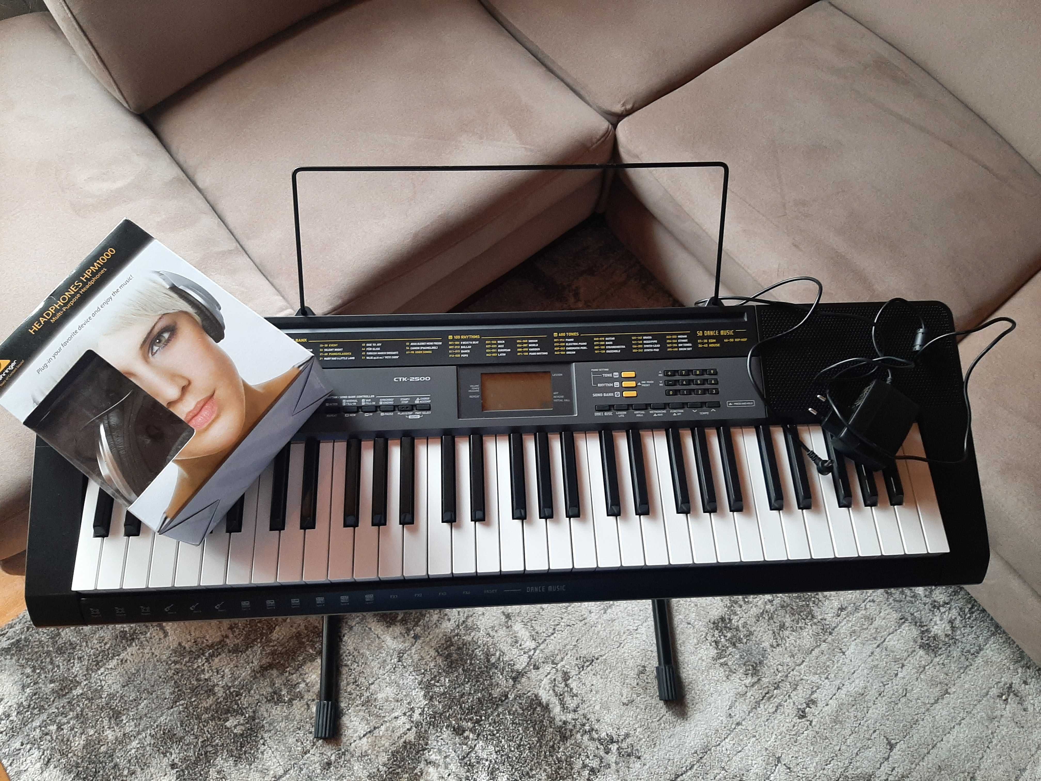 Keyboard Casio CTK-2500 ze statywem + gratisy
