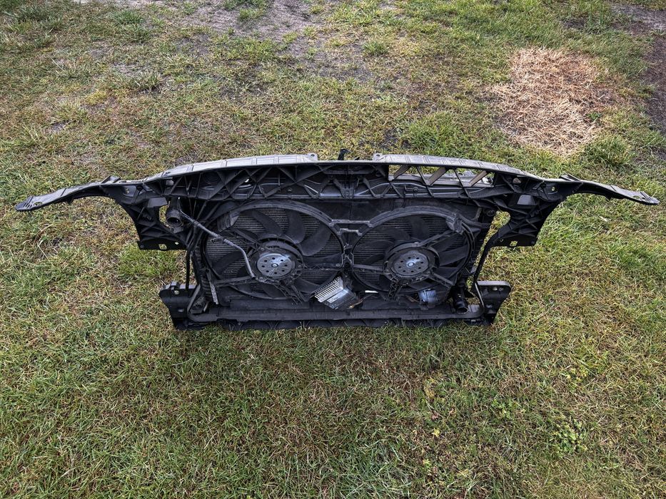 pas przedni Wentylatory chłodnice audi A6 A7 A6 3.0  993328L wiatraki