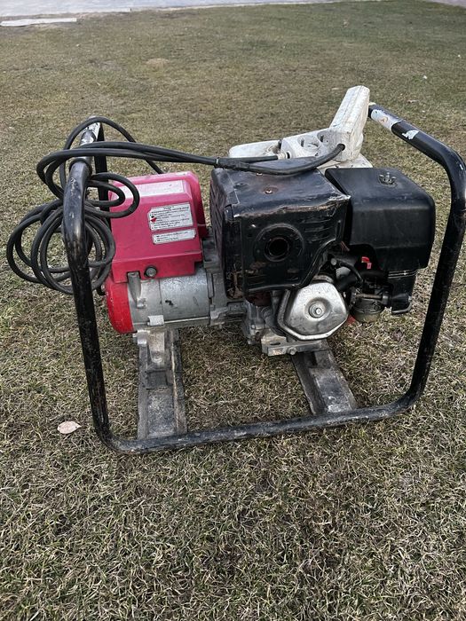 Agregat Honda 3.6kw konkretny /Bezawaryjny