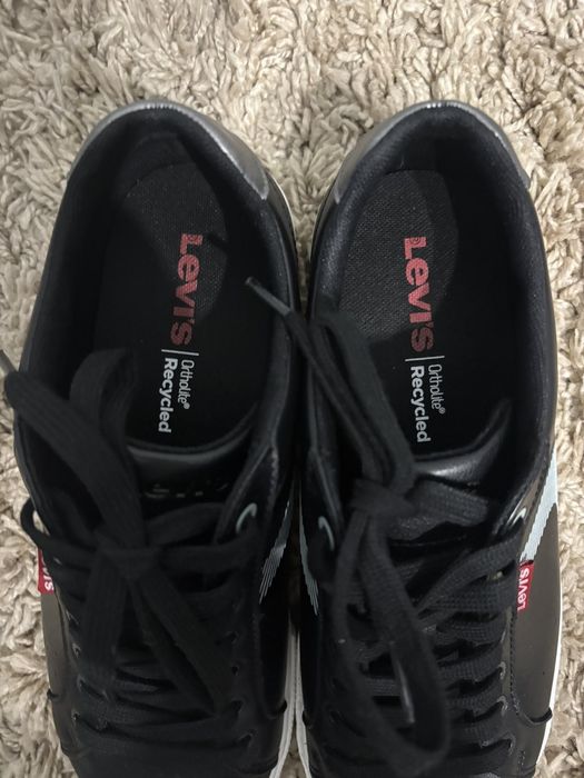 Кросівки кеди мокасини Levi's