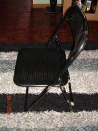 Cadeira de ferro usada