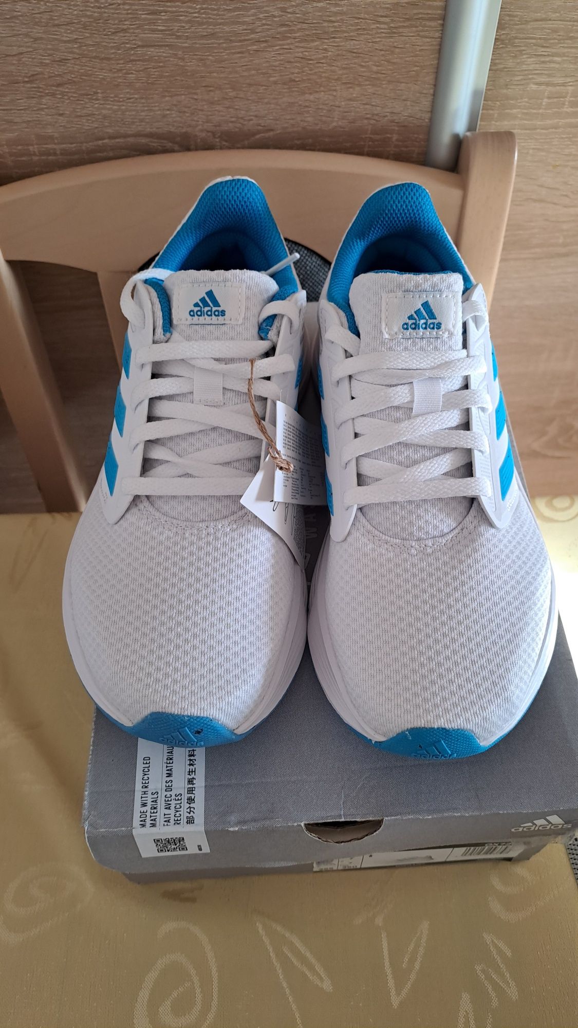 Snakersy Adidas r402/3,dł 25cm