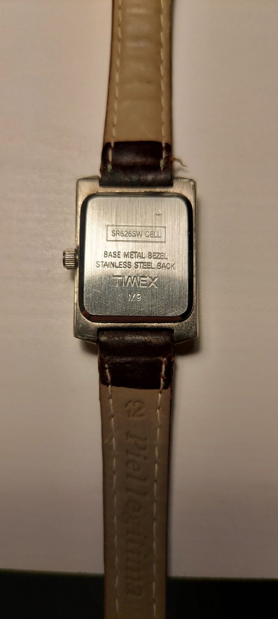 Zegarek damski TIMEX M9, Pasek skóra