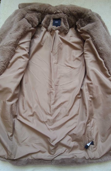Пальто меховое Next размер S