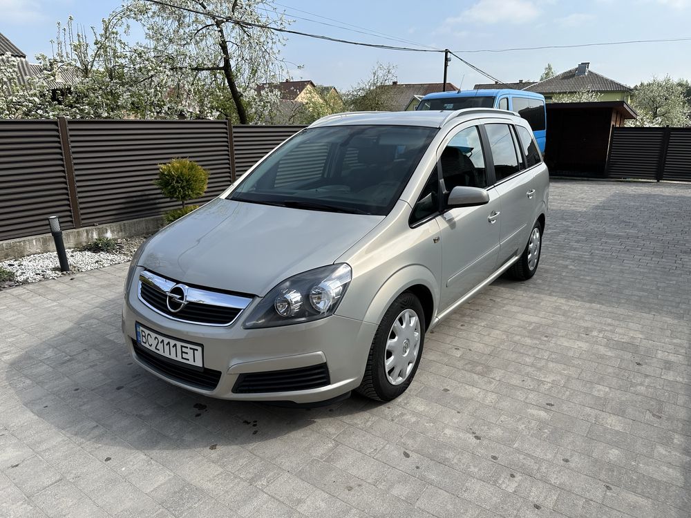 Opel Zafira Опель зефіра