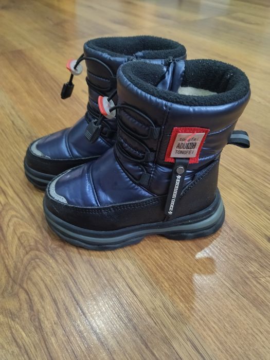 Зимові ботинки 25 розмір.