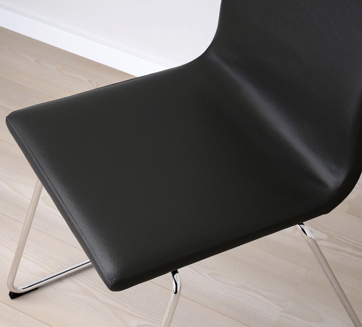Cadeira, cromado/Glose preto (4 disponíveis)