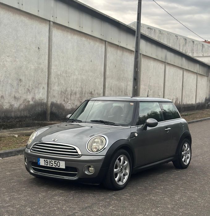 Mini Cooper 1.6D-2010[Caixa-automática]