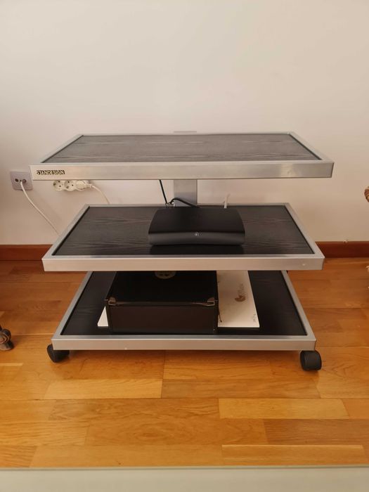 Mesa dem televisão