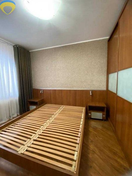 ПРОДАМ 2-кімнатну квартиру з ремонтом в новому будинку, Центр