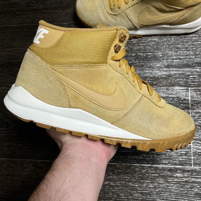 Nike Hoodland Suede Brown оригінальні чоловічі кросівки найк acg